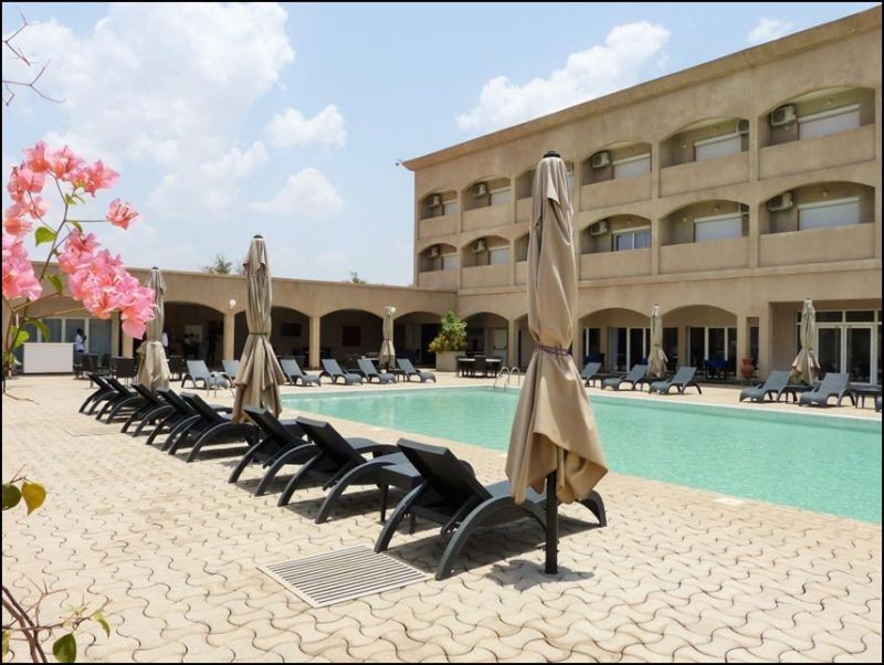 2013 – 1 Hôtel – Moundou - Tchad